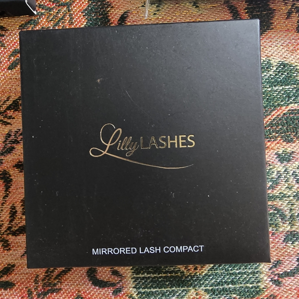 *NEW* Lilly Lashes 6pc Mile High Lash Accessory Bundle - Picture 5 of 9